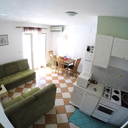 Apartmán With Parking Space - 6201 Biograd Na Moru