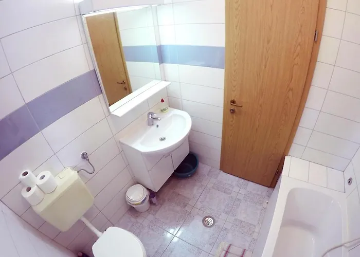 Διαμέρισμα With Parking Space Biograd Na Moru, Biograd - 6201 *